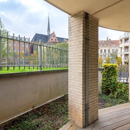 Eu Parliament Terrace Residence Brussel Buitenkant foto